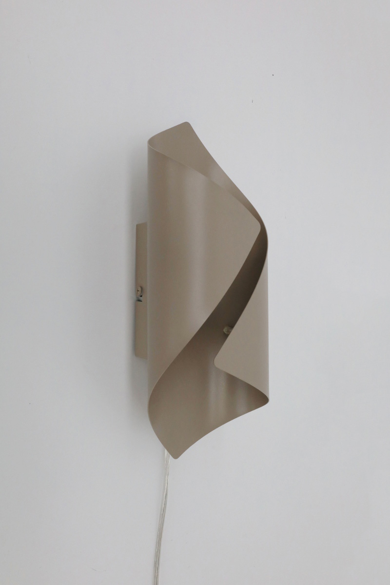 Stijlvolle wandlamp LATIA | Zand