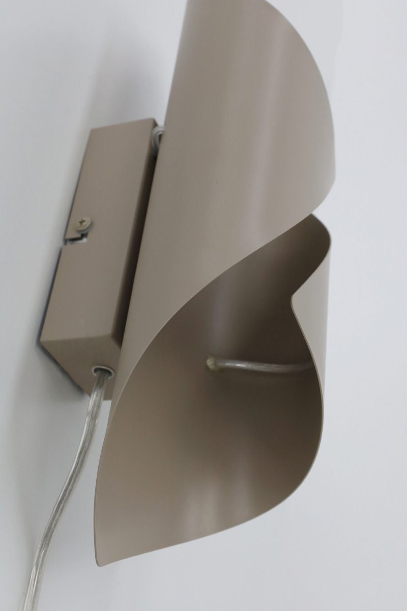 Stijlvolle wandlamp LATIA | Zand