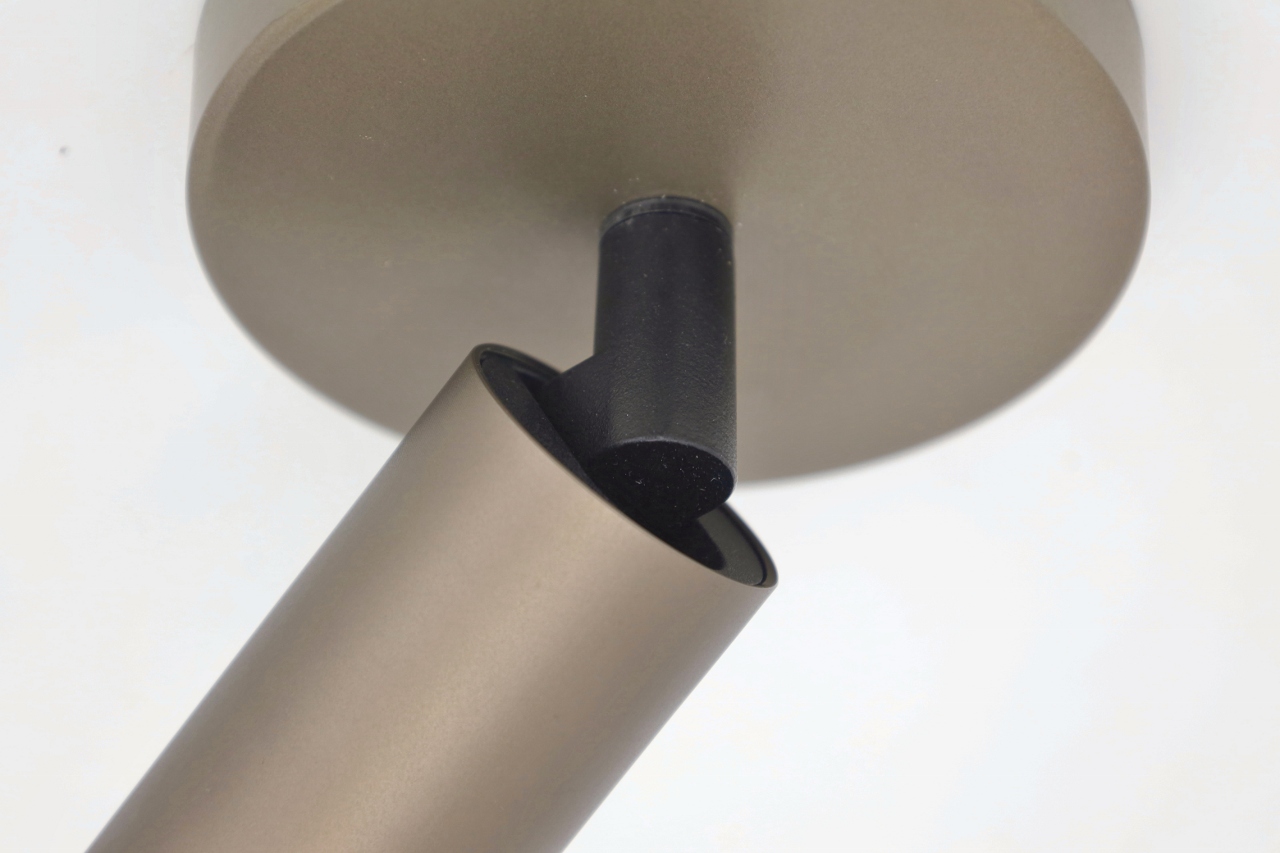 Strakke opbouwspot CHIRA 1-lichts | Brons