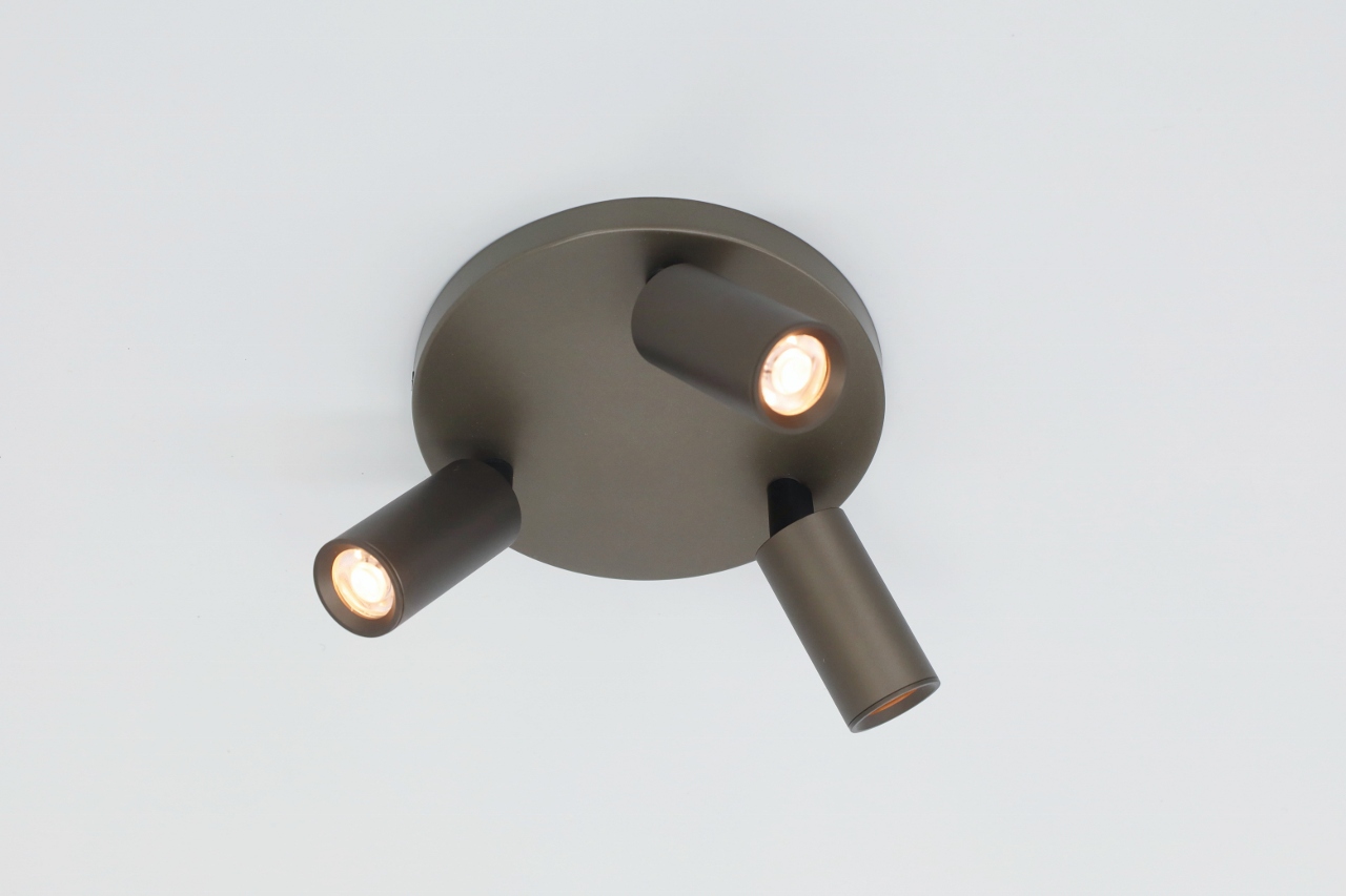 Strakke opbouwspot CHIRA 3-lichts | Brons