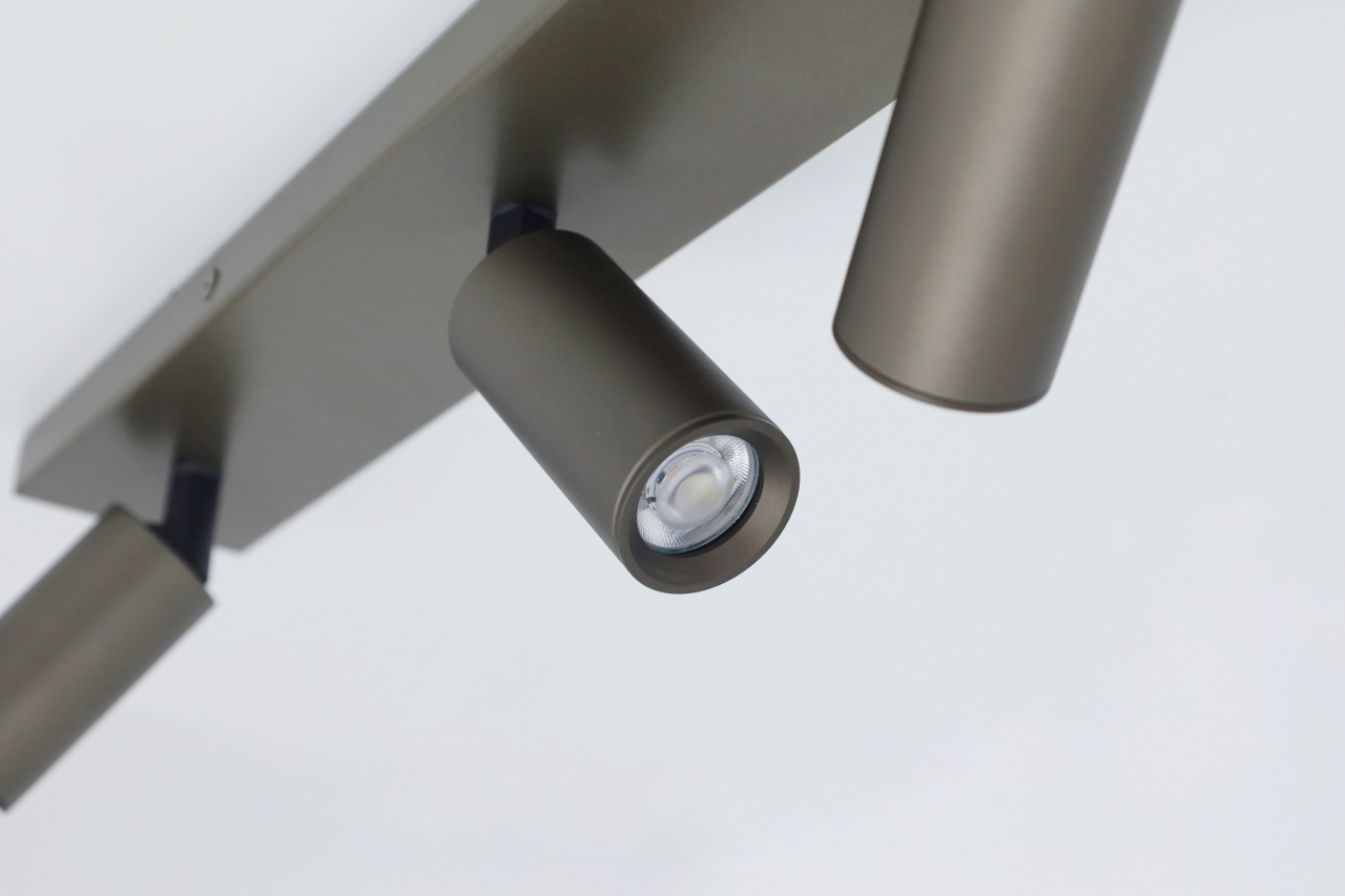 Strakke opbouwspot CHIRA 4-lichts | Brons