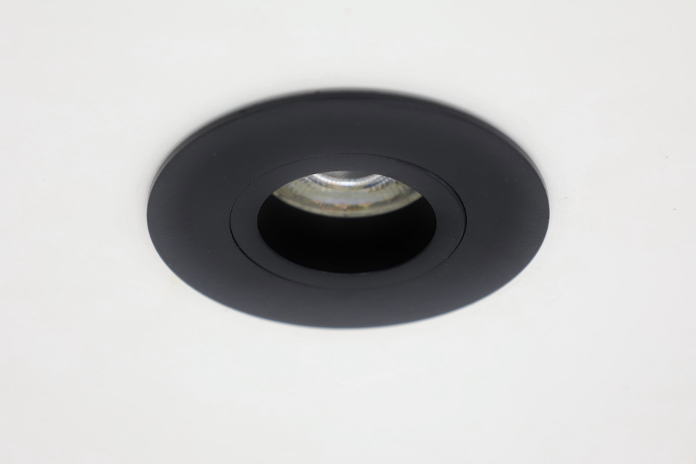 Kantelbare waterdichte inbouwspot AQUA TWIST || zwart | IP65 8,5 cm