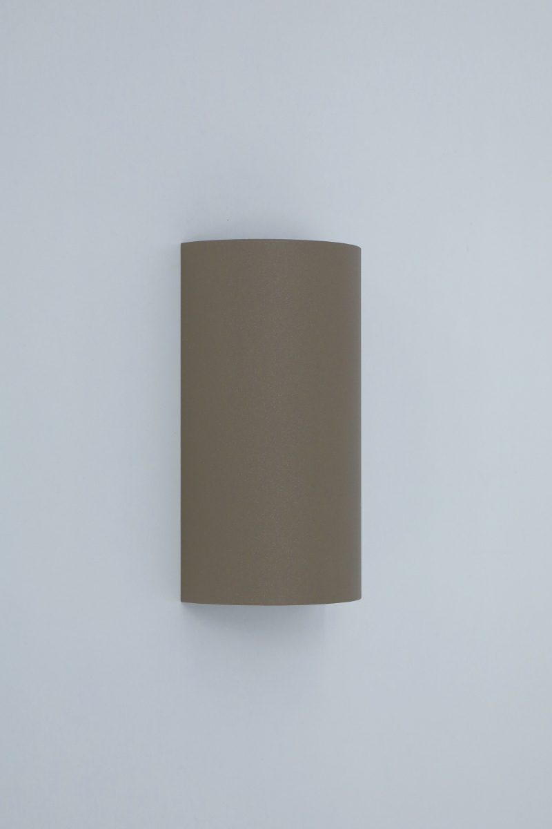 Strakke wandlamp HERA | Zand 