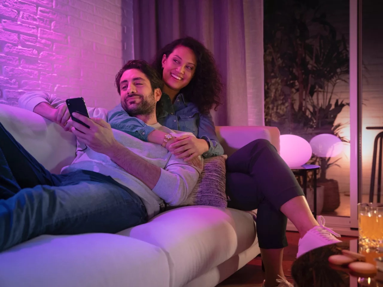 Philips Hue Pro White Ambiance en Color Starterspack GU10 3 lampen