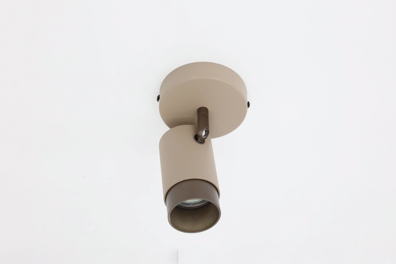 Elegante opbouwspot CAREGA 1-lichts | Zand / Mokka