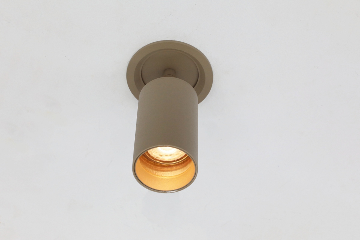 Elegante semi inbouwspot RANDY GU10 | Zand / Quartz