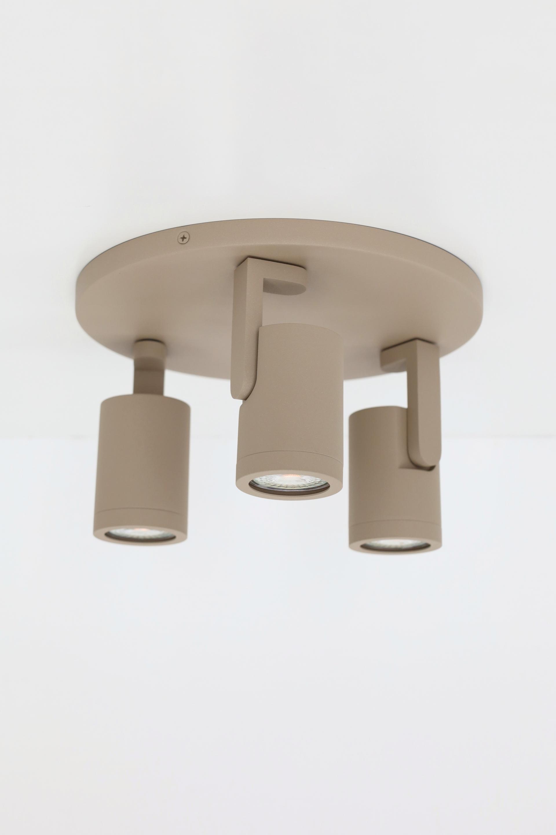 Strakke opbouwspot SCOOP 3-lichts rond | Zand