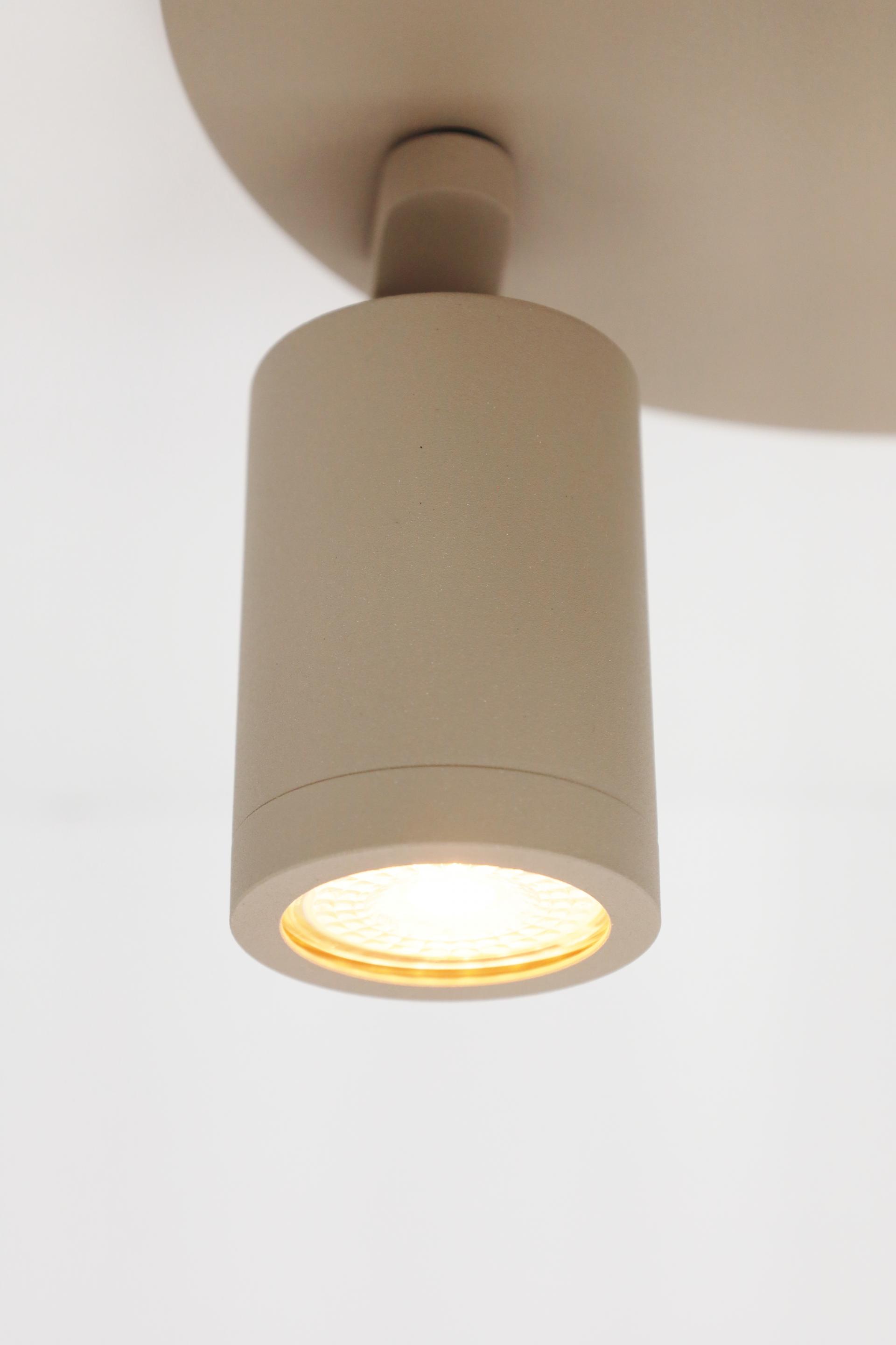 Strakke opbouwspot SCOOP 3-lichts rond | Zand