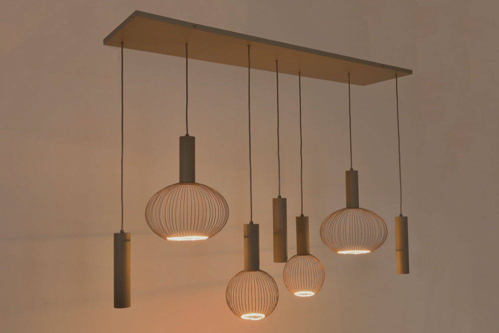 Hanglamp FILO 130 x 30 cm 7-lichts zand / quartz | Compleet