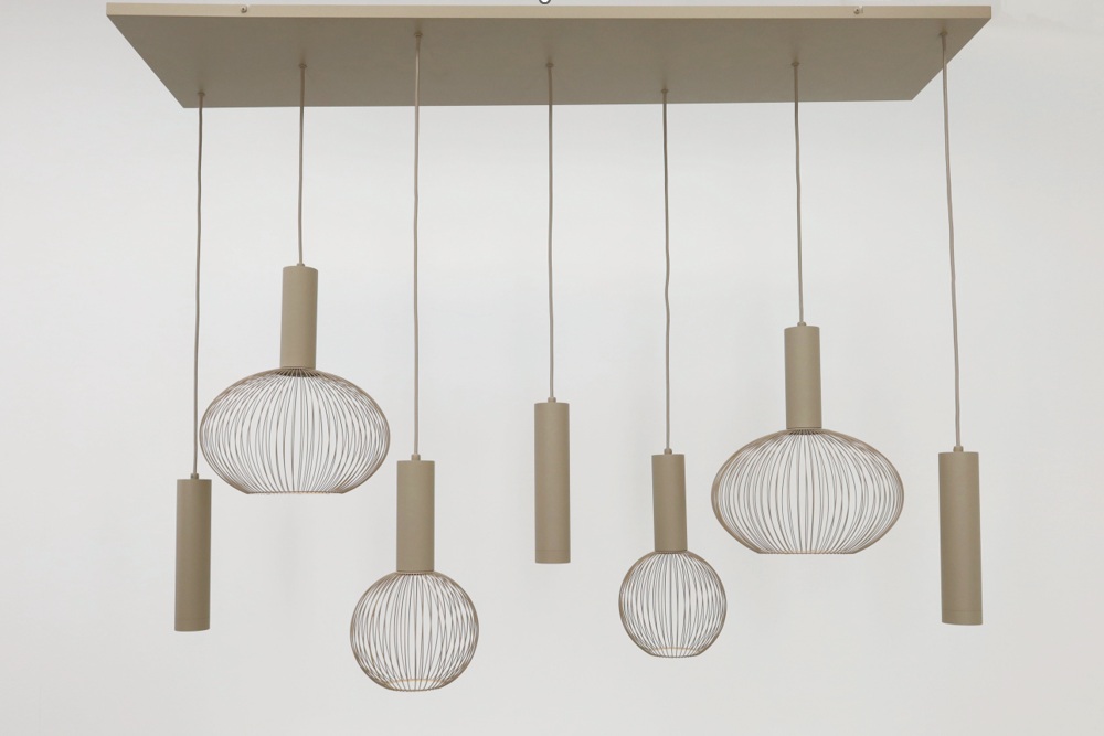 Hanglamp FILO 130 x 30 cm 7-lichts zand / quartz | Compleet