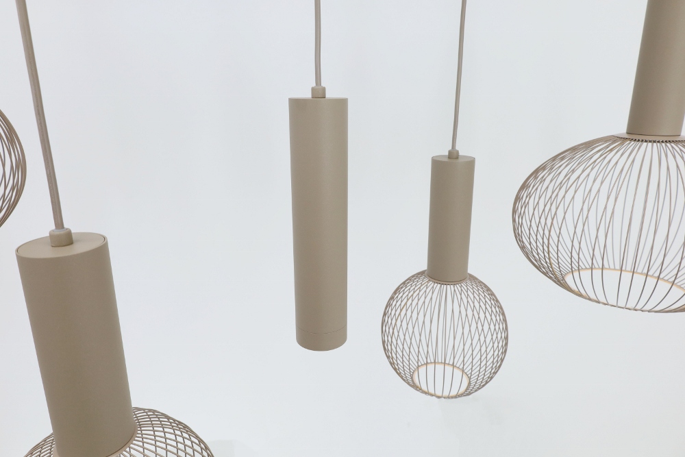 Hanglamp FILO 130 x 30 cm 7-lichts zand / quartz | Compleet
