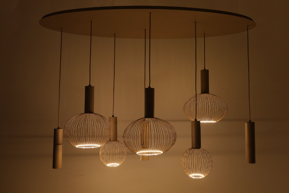 Hanglamp FILO ovaal 140 x 50 cm 8-lichts zand / quartz | Compleet