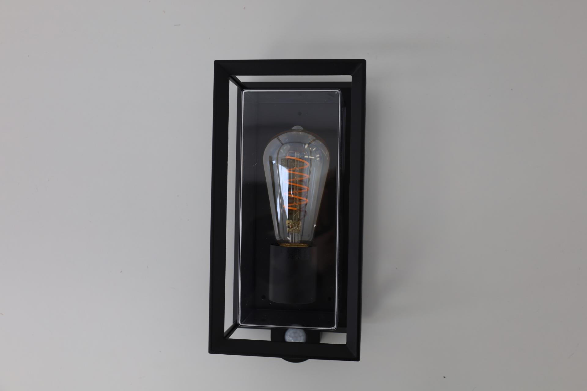 Moderne buitenlamp LOGANO zwart met heldere kap | Bewegingssensor