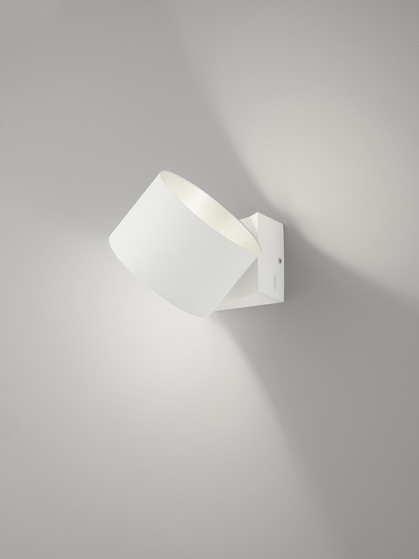 Musterring stijlvolle wandlamp LOOP | Wit