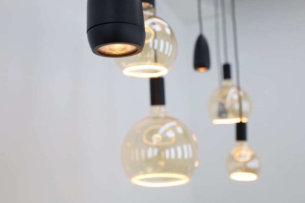Hanglamp DAVI 130 x 25 cm 7-lichts zwart | Compleet