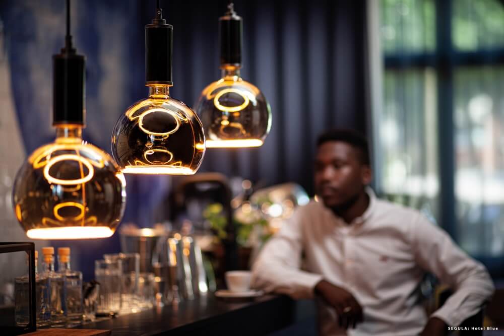 Segula Floating LED lamp E27 | Globe 200 mm | Smoke