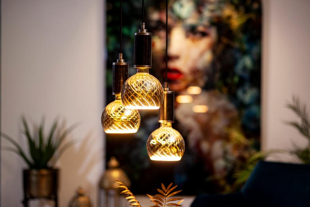 Segula Floating LED lamp E27 | Globe Twisted 200 mm | Smoke