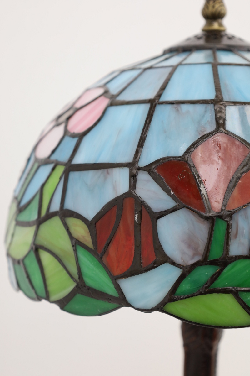 Klassieke tafellamp TIFFANY | Glas in loods