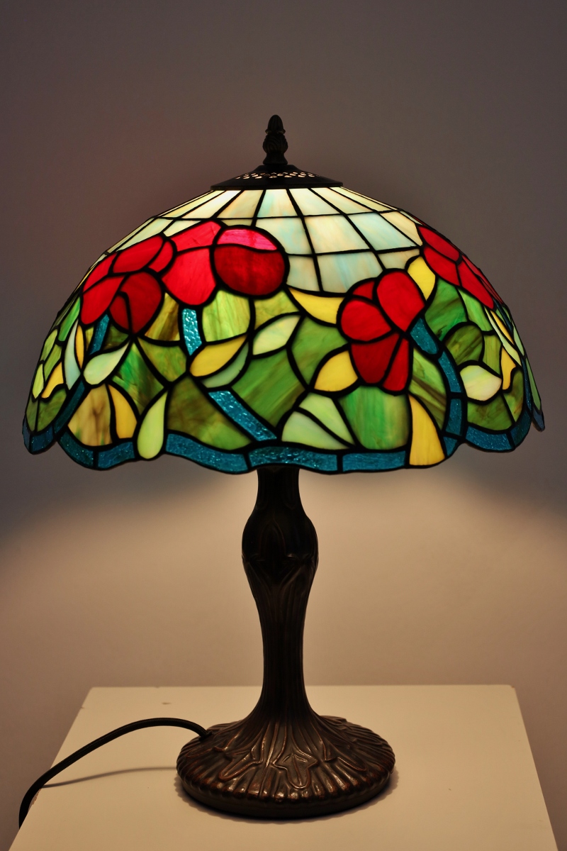 Klassieke tafellamp TIFFANY | Glas in loods