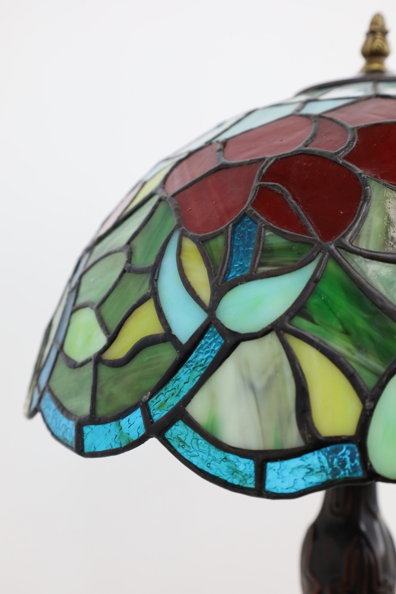 Klassieke tafellamp TIFFANY | Glas in loods