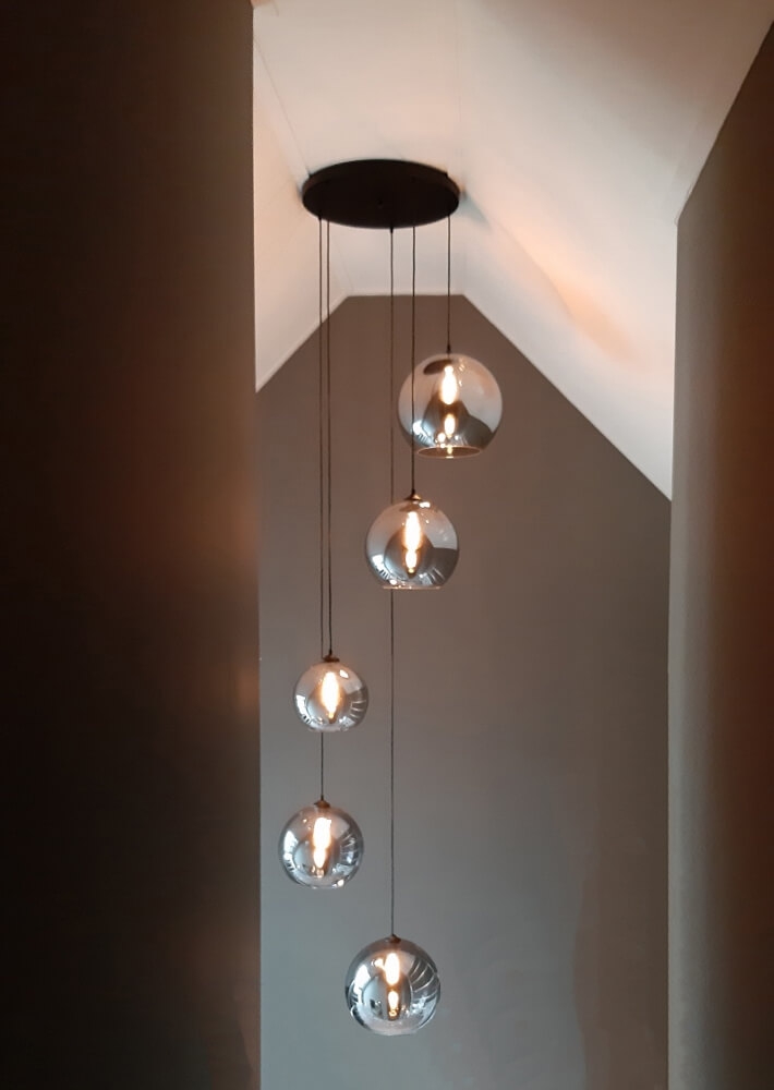 5-lichts hanglamp BALLOON metallic smoke zwart | Ronde plafondplaat 45 cm