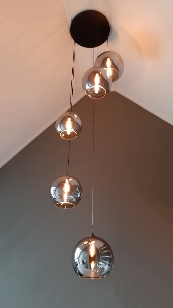 5-lichts hanglamp BALLOON metallic smoke zwart | Ronde plafondplaat 45 cm
