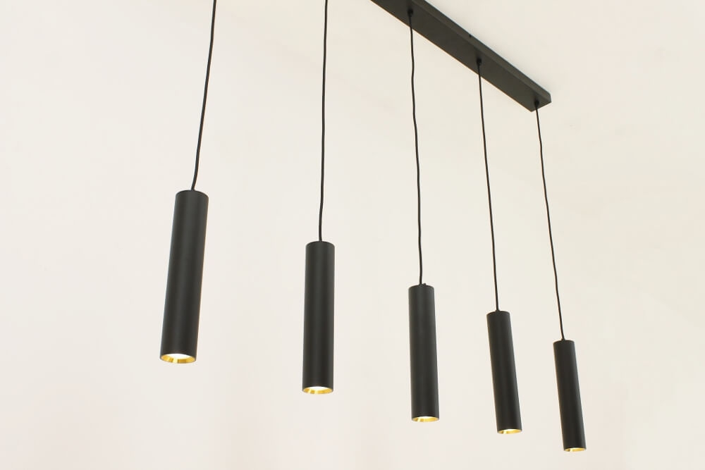Minimalistische koker hanglamp RUNNY 5-lichts 130x8 cm | Zwart / Goud
