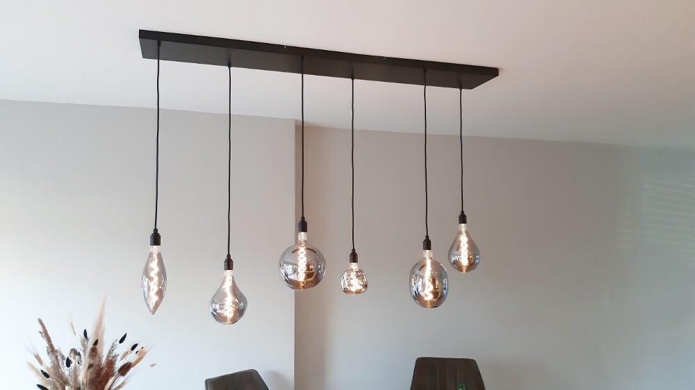 Brede stalen plafondbalk BASIC LINE voor lampen 140 x 25 cm | Zwart
