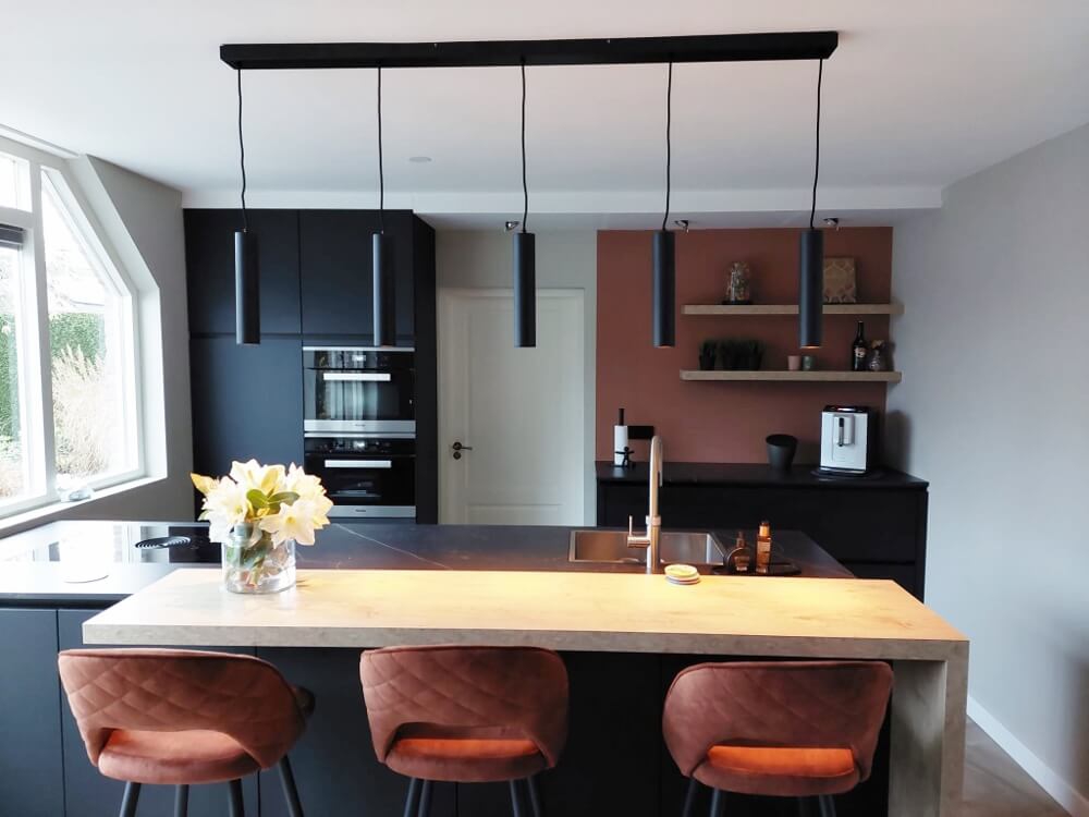 Stalen plafondbalk PRO LINE voor lampen 150 x 9,5 cm | Zwart